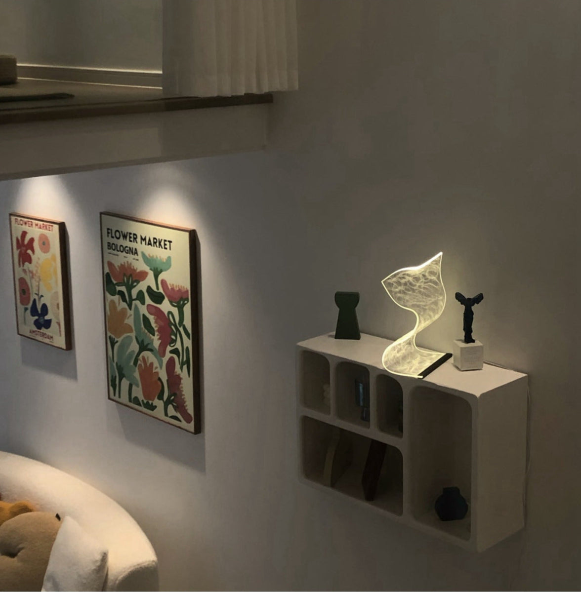 Wave Table Lamp